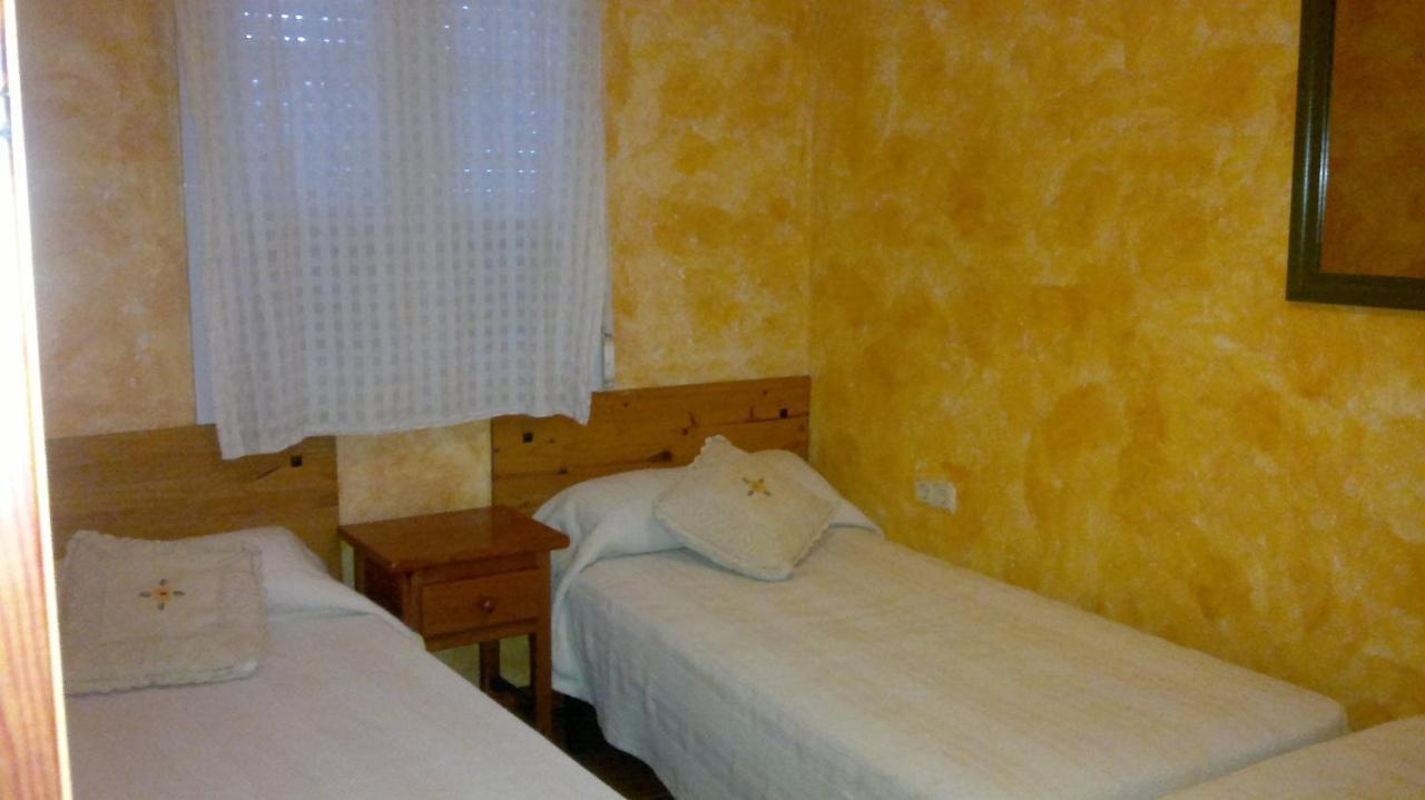 Гостевой дом Casas Azahar-Alucema Саара-де-ла-Сьерра Экстерьер фото